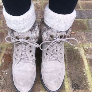 Gray lace up booties with faux fur